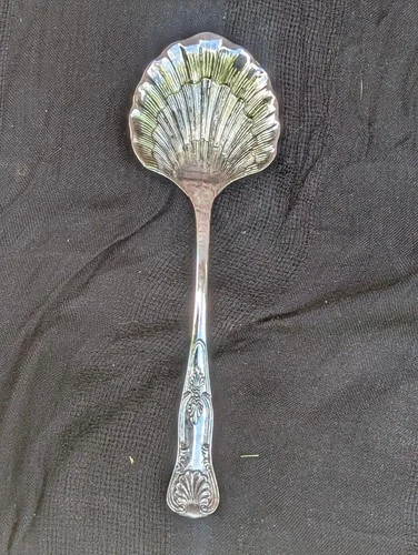 Vintage 9 3/4" Silver Plated Clam Shell Shaped Berry Serving Spoon