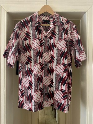 Prada Men s Short Sleeve Patterned Shirt sz L