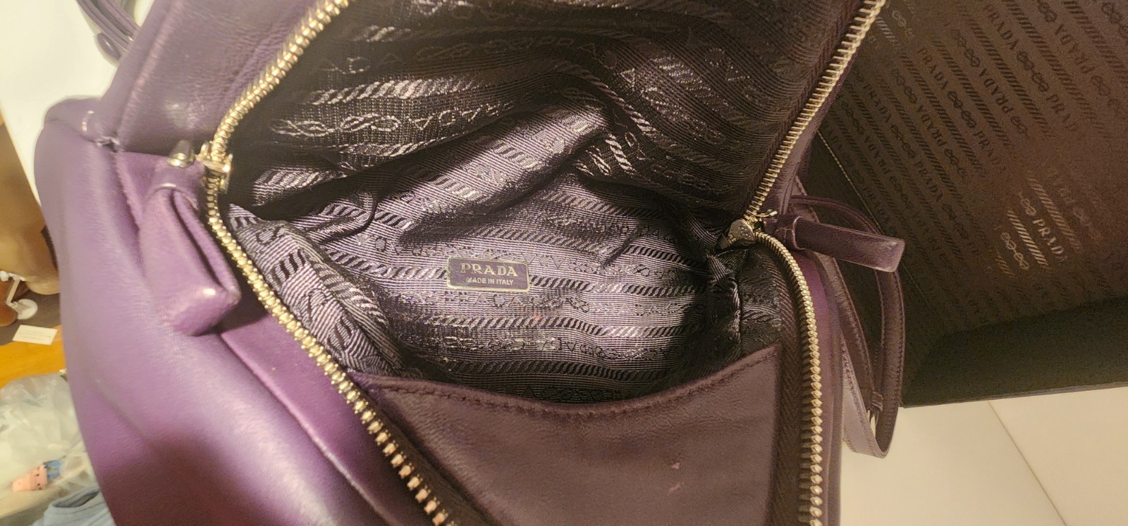 Authentic PRADA Triangle Leather Shoulder Bag Dee… - image 11