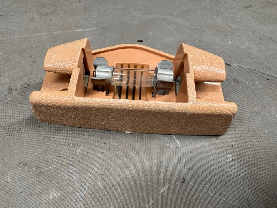 1974-1978 Ford Mustang II Cobra Pinto Roof Courtesy Light Dome Lamp Bobcat Trim - Image 4 of 4