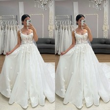 Elegant Wedding Dresses Spaghetti Straps Lace Appliques A Line Bridal Gown