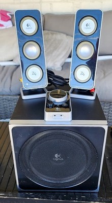 Logitech Z4 2.1 Channel Speaker System 2 Satellites and Subwoofer Black