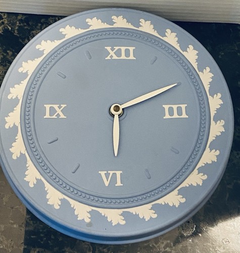 Wedgwood Blue Jasperware Clock Large Acanthus Wall Clock RARE 9” Round—Rare - Picture 17 of 18