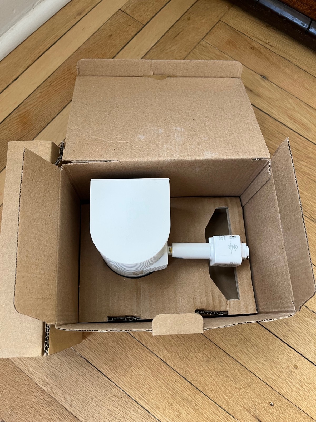 NEW (open box) WAC Lighting H-3020W-30-WT 20W 1 LED Wall Wash Track Head