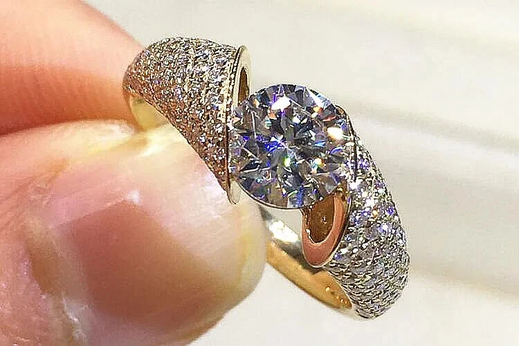 2Ct Round Cut Moissanite Men's Solitaire Engagement Ring 14K Yellow Gold Plated - Image 4 of 4