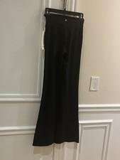 Lululemon Size 2 Groove Nulu High-Rise Flared Pant Regular, Black