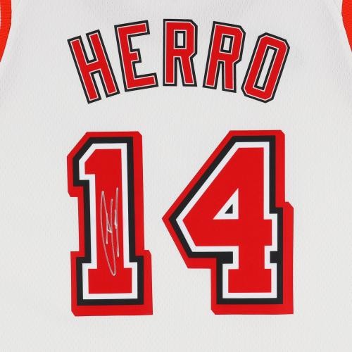 Tyler Herro Miami Heat Autogramm weiß Nike 2022-23 Classic Swingman Trikot - Bild 4 von 5