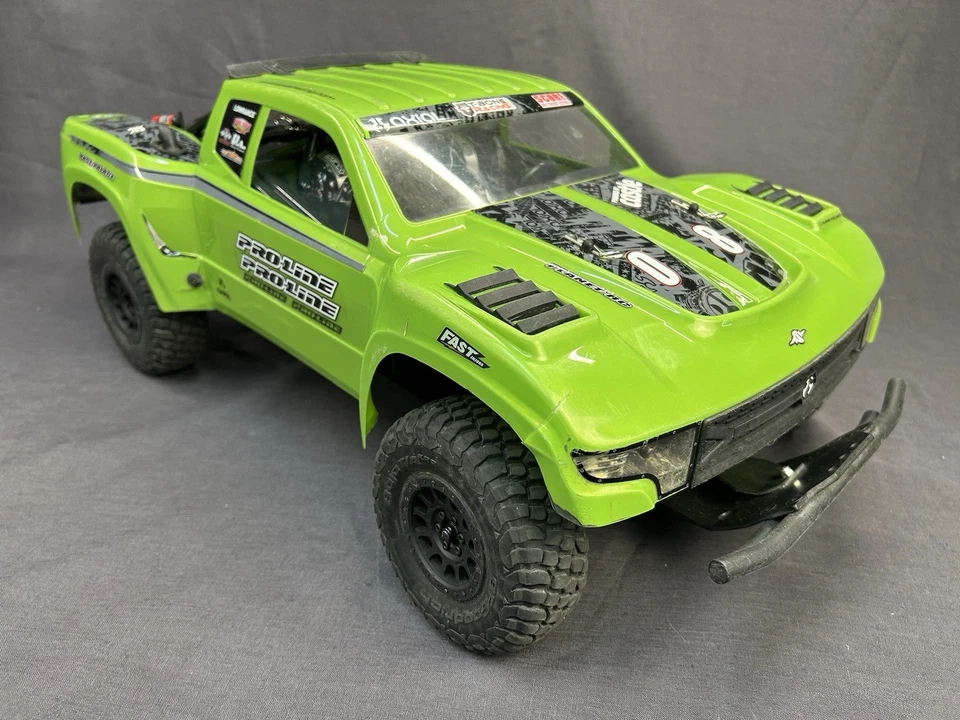 Axial Yeti Score 380 RC  With upgrades and electronics. - Bild 2 von 4