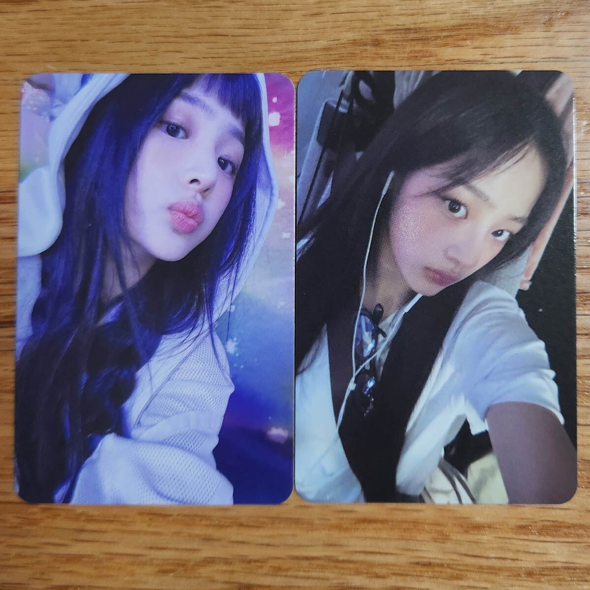 Minji Official 2pcs Photocards NewJeans Supernatural Weverse B Ver