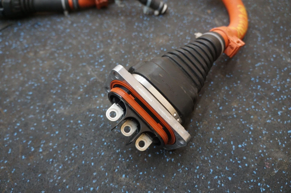 Conjunto de cable de batería de motor eléctrico trasero OEM 1F910-58G-A02 Acura NSX 2017-20 Foto 2 de 4