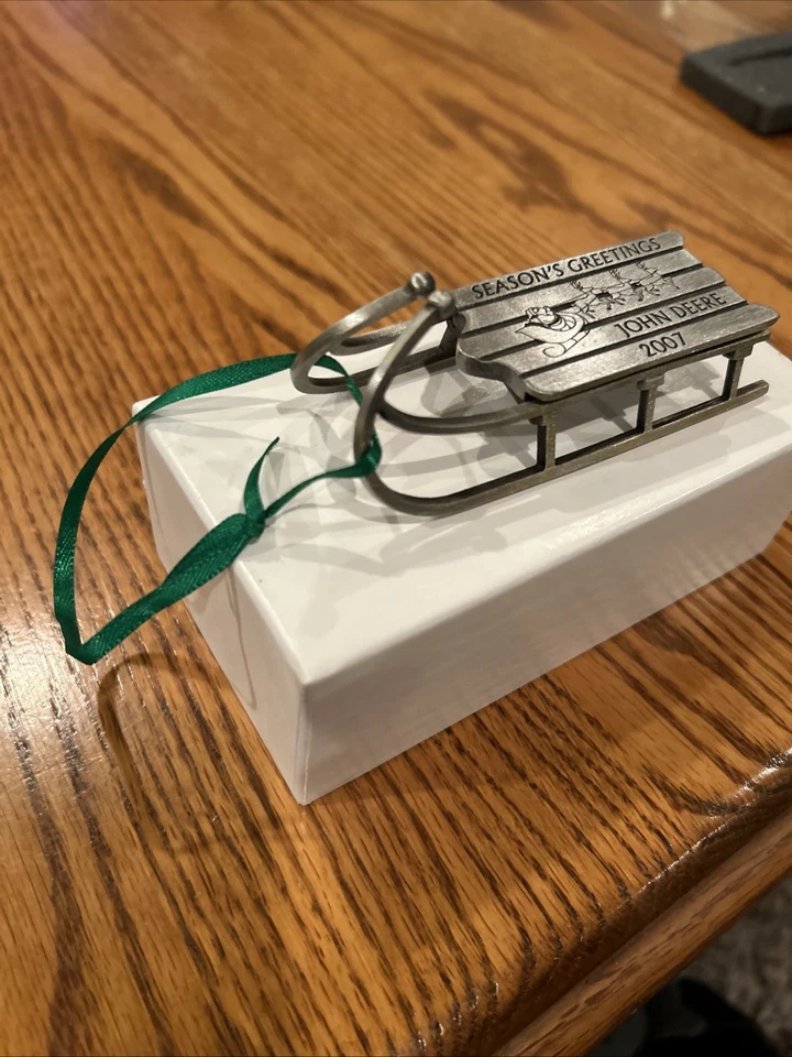 adornos navideños de peltre john deere Foto 3 de 4