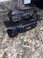 Canon XA11 HD Camcorder 20x Optical Zoom Built-in Mic LCD HDMI AVCHD SD