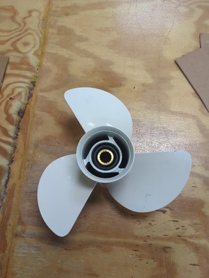 Yamaha 13 5/8 X 13-K Aluminum Propeller RH (AP-3)