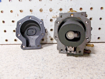 Evinrude Johnson Outboard 15 HP 1993 ? & Up / Carburetor Assembly Clean!
