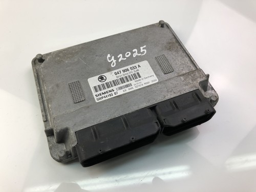 SKODA FABIA I 6Y2 Motorsteuergerät ECU 047906033A 14583698