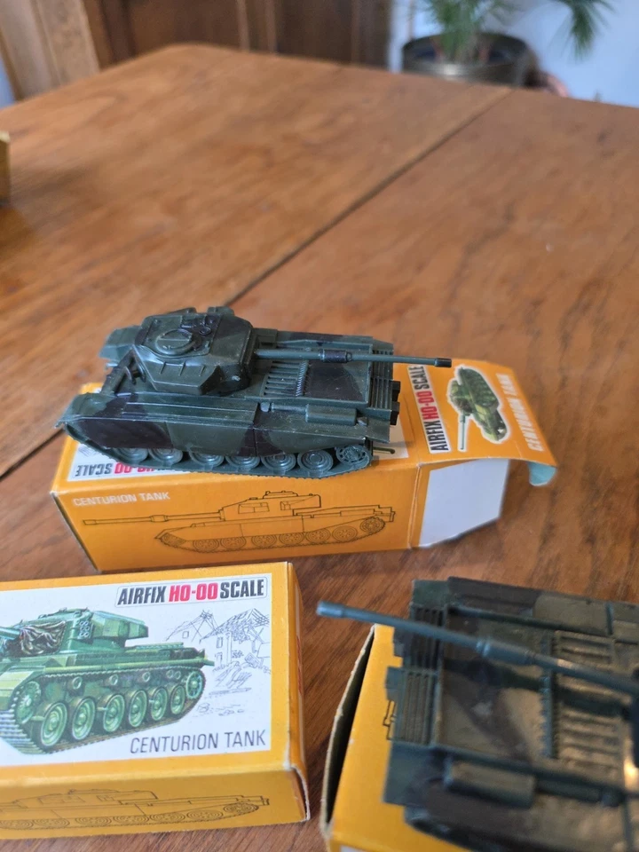 Vintage Airfix Ho-00 Scale Centurion Tanks x 3 - Image 4 of 4