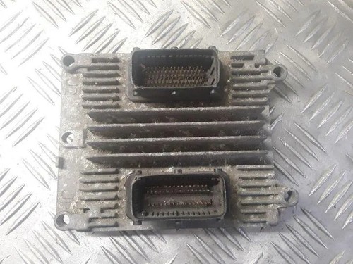 OPEL VECTRA C GTS Motorsteuergerät ECU 12202143 G01001 09391253 2.20 25470802