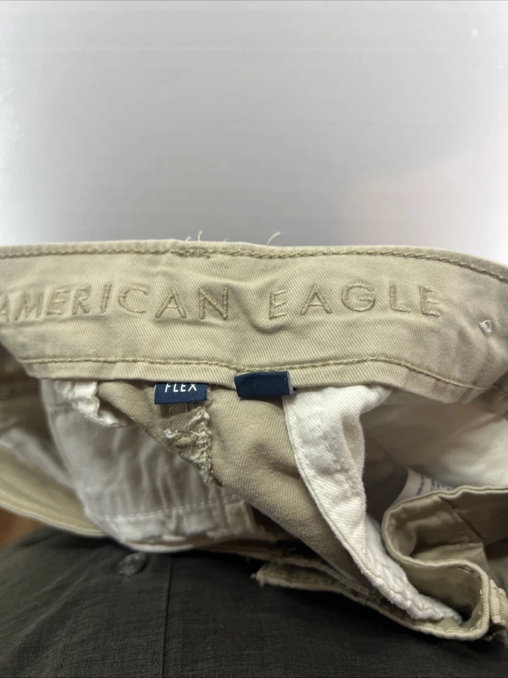 Pantalones cortos American Eagle caqui para hombre talla 31 chinos flexibles Foto 4 de 4