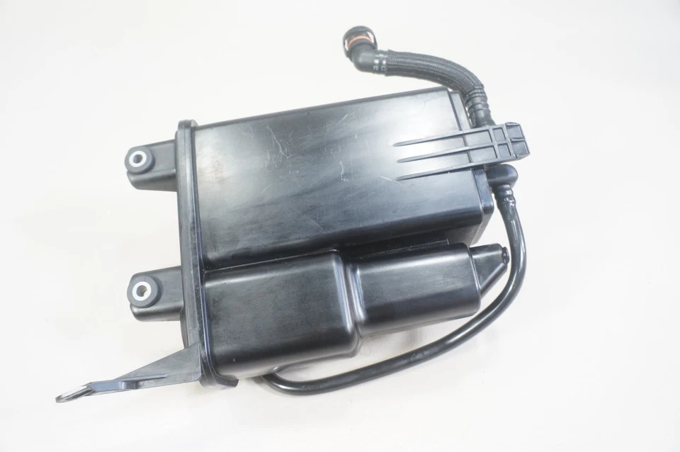 2007-2013 BMW X5 X6 E70 E71 E72 gas emission vapor evaporator charcoal filter - Image 3 of 4