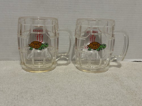 2 Indiana Hoosiers Lucite Dimple Turtle Barrel Beer Mugs 5.25” Made In USA - Picture 2 of 2