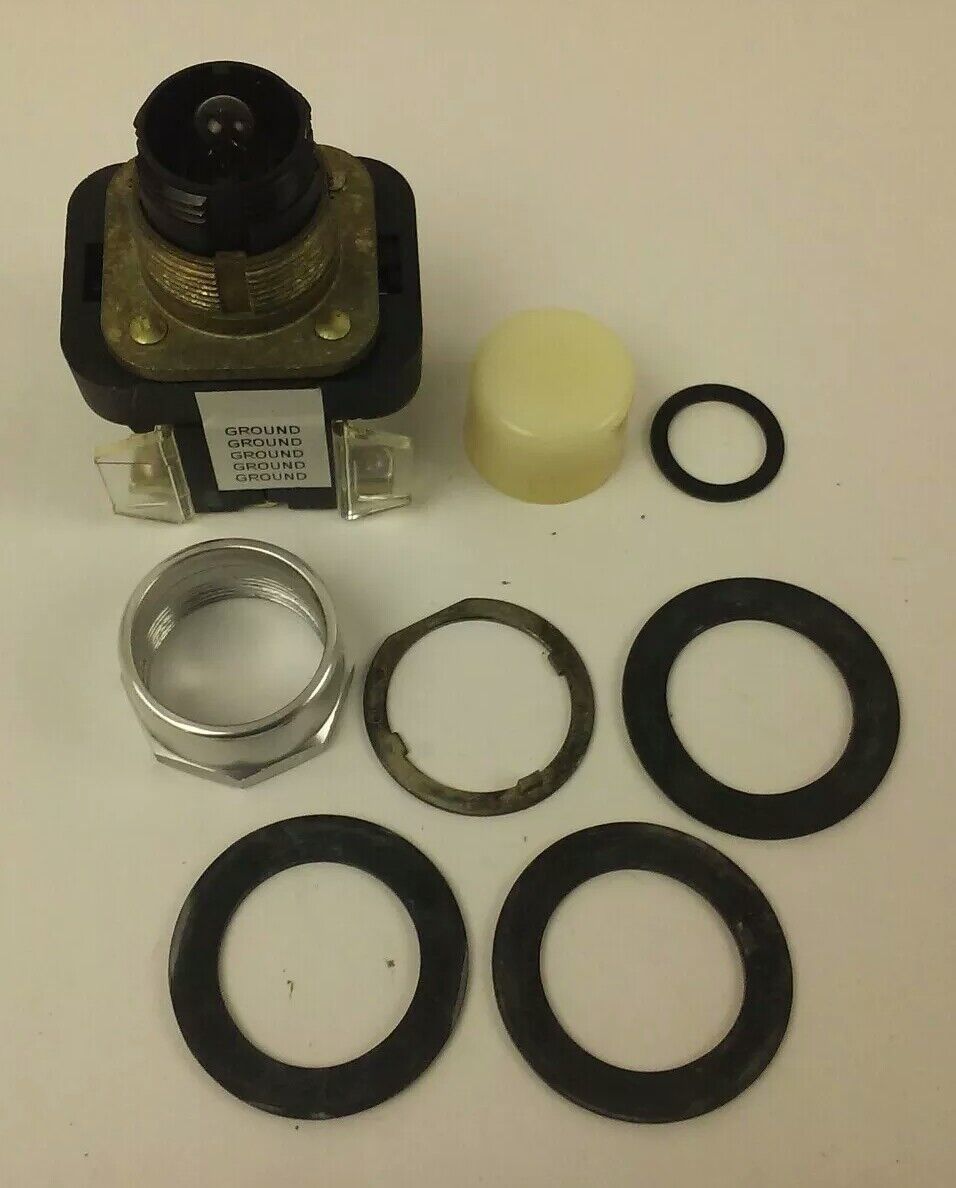 ALLEN BRADLEY 800T-QB10 SER. T, PUSH BUTTON 120V AC/DC, 949 ALLEN BRADLEY 800T-QB10 SER. T, PUSH BUTTON 120V AC/DC, 949