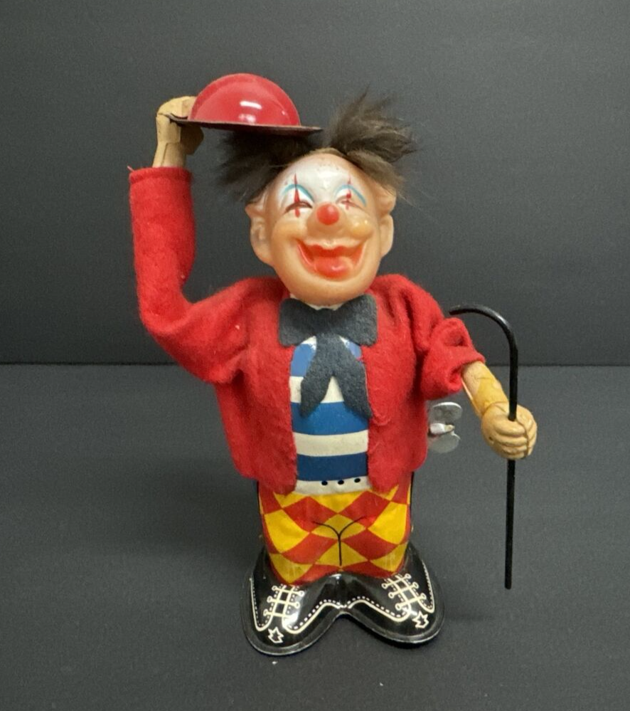 Pulcinellas Circus & Varieté　ジャグリング　サーカス Chainsaw juggling, human cannonballs and Coco the Clown! The