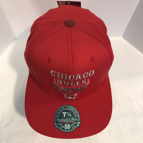 Chicago Bulls Mitchell & Ness Metallic Red Tonal 7 3/8 Fitted Cap Hat $35 - Picture 2 of 6