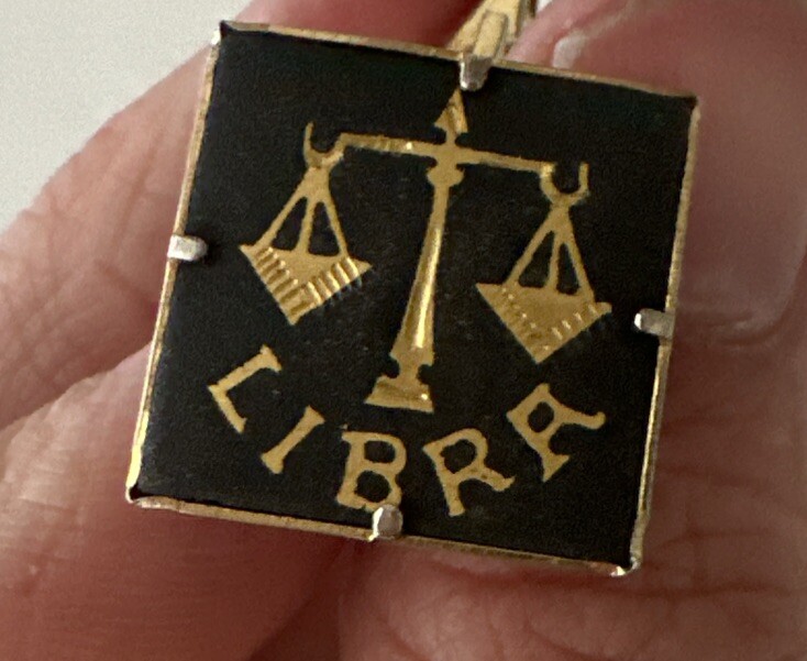 Libra Cufflinks - image 3