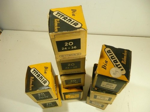 VINTAGE JOB LOT TITANIA GLASS SLIDES- (54-20X24, 74-24X36, 30-4X4) - Picture 6 of 6