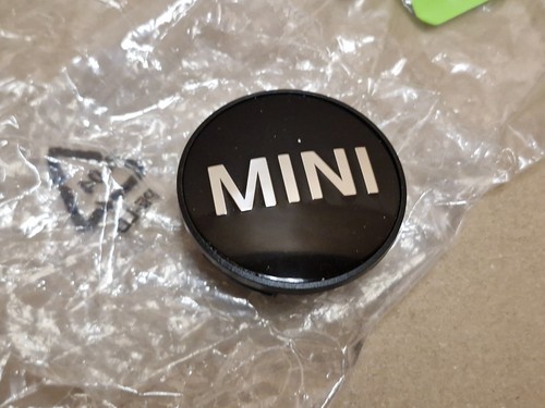 Mini Hub Cap R52 R57 R57 LCI R55 R55 LCI R60 R58 36131171069 Genuine NEW OEM - Picture 3 of 11