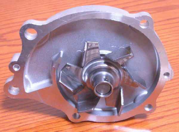 Water Pump for L20 L26 L28 S30Z / Fairlady Z / 240Z / 260Z / 280Z