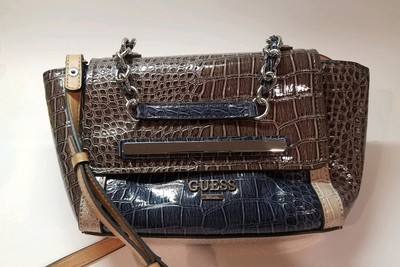 guess est 1981 handbolsa price