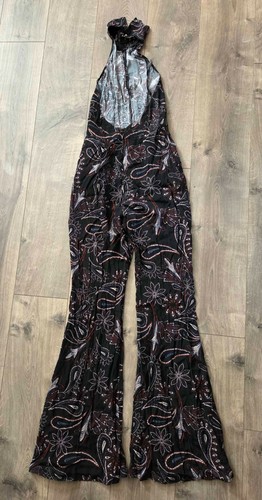 Revolve ASTR XS Jumpsuit Halter Black Red Paisley Flare Leg Open Back Retro EUC - Picture 5 of 7