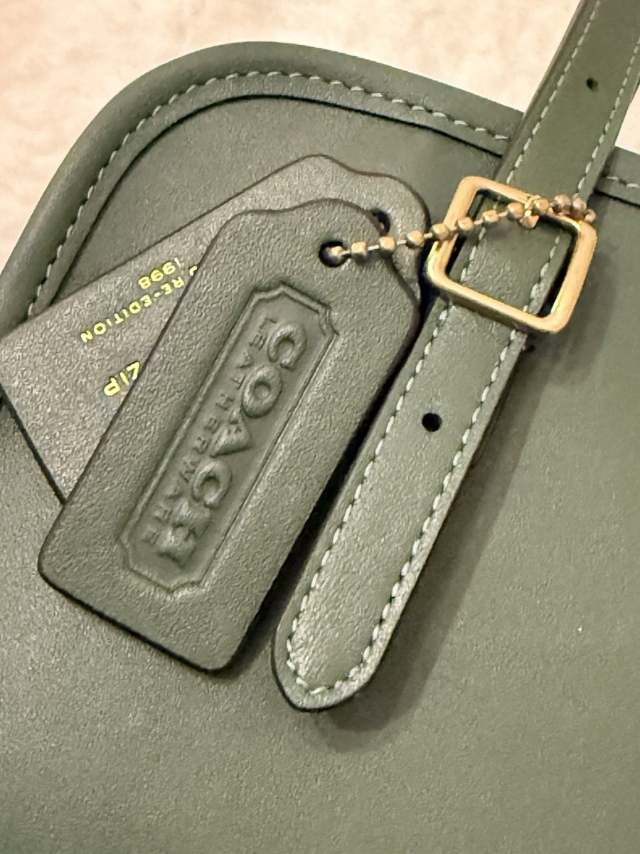 NWT Coach Swing Zip Bag Glovetanned Leather Brass Green & Medium
