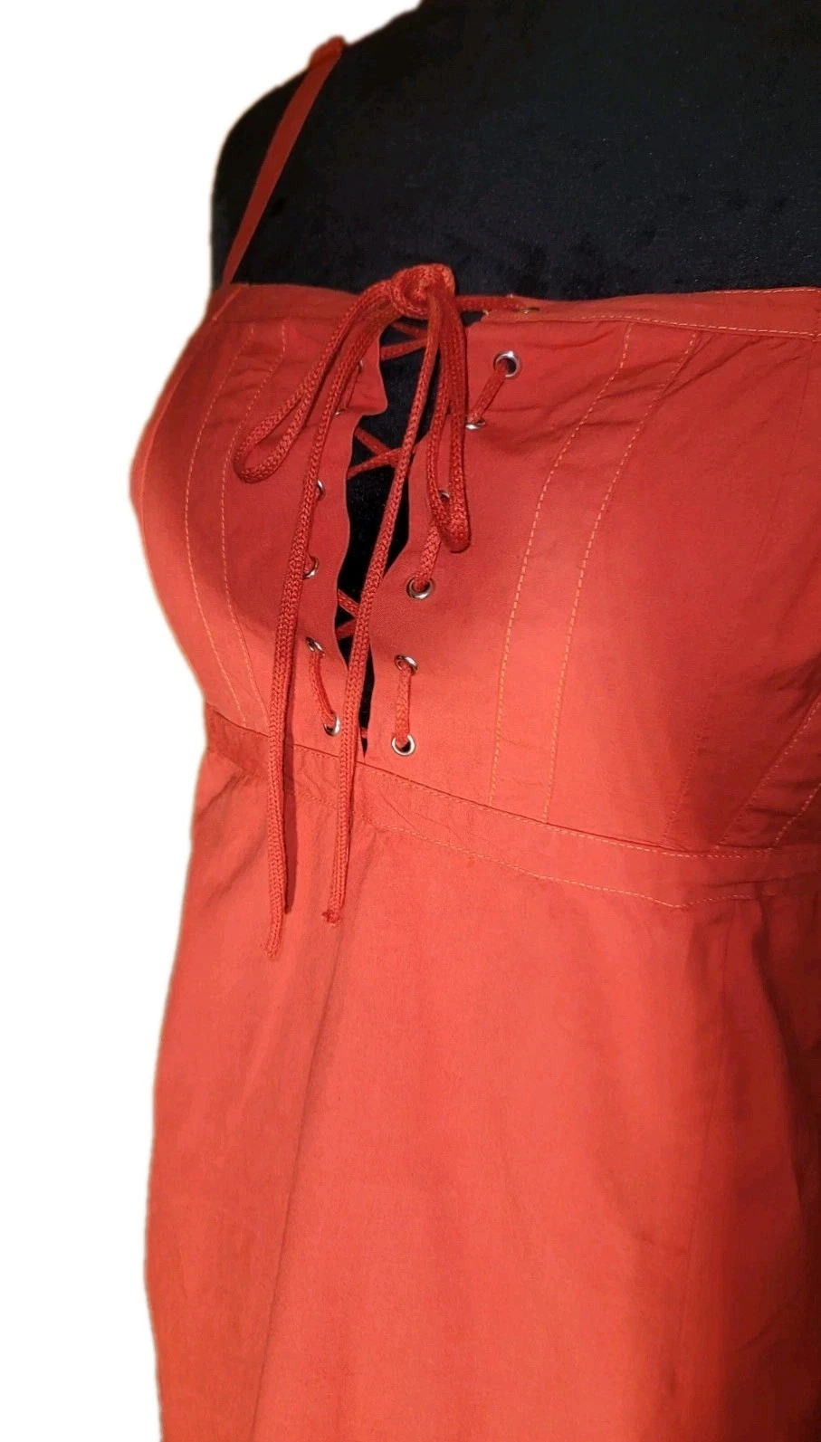 Abito moderno Moschino estivo in cotone economico e chic aggiornato vintage