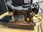 Singer Featherweight 221 Sewing Machine — photo 2