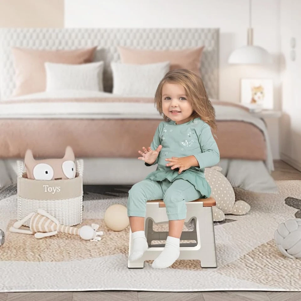 9 Inch Folding Step Stool Portable Foldable Small Stool for Kids and Adults - Image 2 of 4