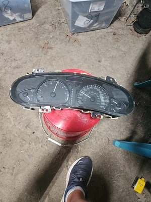 2000-2004 Oldsmobile Alero Speedometer Preowned - Image 1 of 3