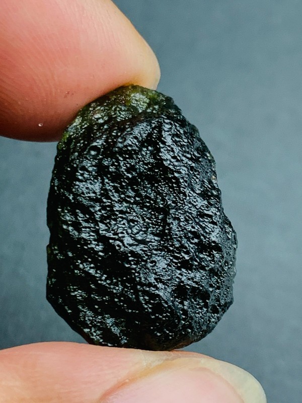 28CT Moldavite Genuine Raw Moldavite Crystal from Czech Republic PIC certificate