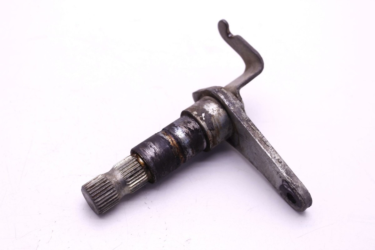 売却済み 1982 KAWASAKI KZ550 LTD BRAKE SHAFT FOOT PEDAL 43004-1013 R10.BX6