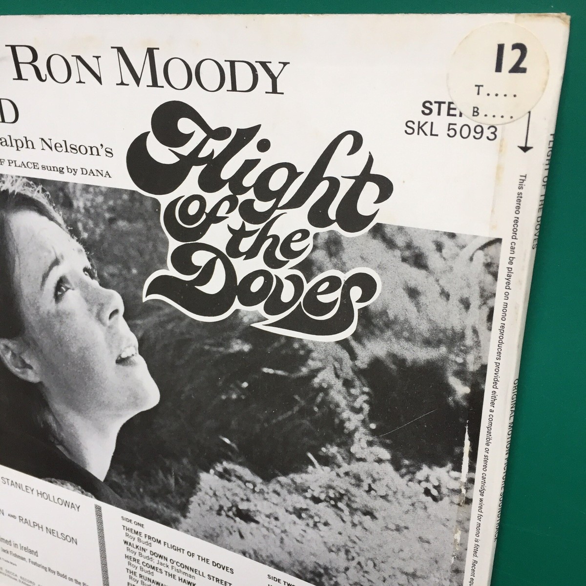 Roy Budd FLIGHT OF THE DOVES Film Soundtrack LP Ron Moody Jack