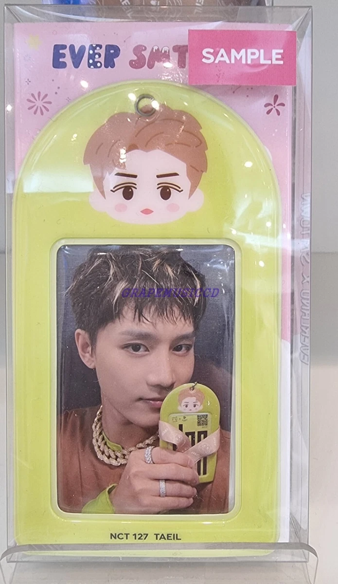 NCT 127 NCT127 EVER SMTOWN EVERLAND OFFICIAL MD CARD HOLDER + PHOTOCARD NEW NCT 127 NCT127 EVER SMTOWN EVERLAND OFFICIAL MD CARD HOLDER + PHOTOCARD NEW