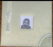 New 3 BIRDS Green Deluxe Memory Album Photo Scrapbook 12x12 10 Protector Sheets