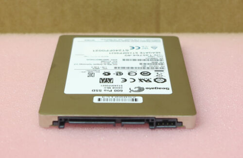 Seagate 600 Pro 240 GB SATA 6 Gb/s 2,5" FW:B690 unità a stato solido ST240FP0021 - Foto 3 di 8