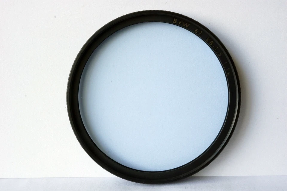 B+W 62mm KB1.5 1.1X Skylight Filter Unused in Case Made in Germany  - Image 2 of 4