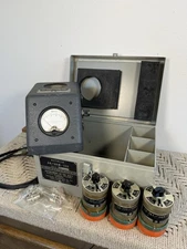 🍊Vintage 1961 AN/URM-120 Navy Wattmeter w/ 3 Slugs 2Mhz to 2000 Mhz & Case NICE