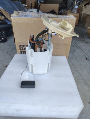 Chrysler 300 Dodge Challenger 2020-2023 68631297AA Fuel Pump Module 3.6 5.7