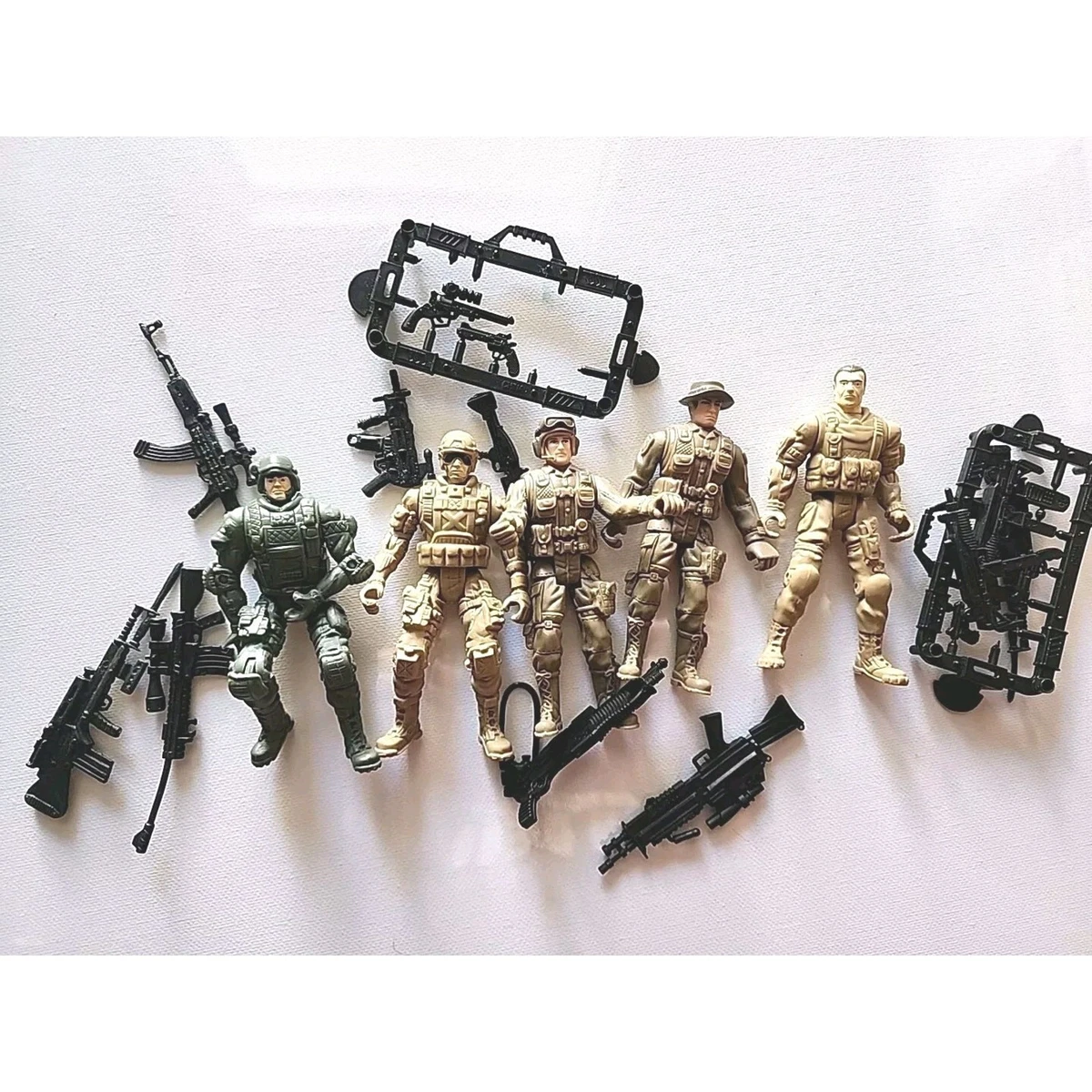 Preços baixos em Figuras de ação militares e de aventura Chap Mei