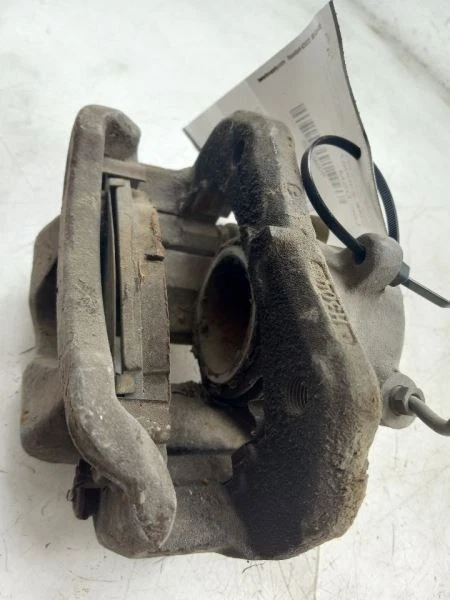 Pinza de pasajero delantera de 4 cilindros cabina regular para camioneta Toyota 84-95 Foto 3 de 4