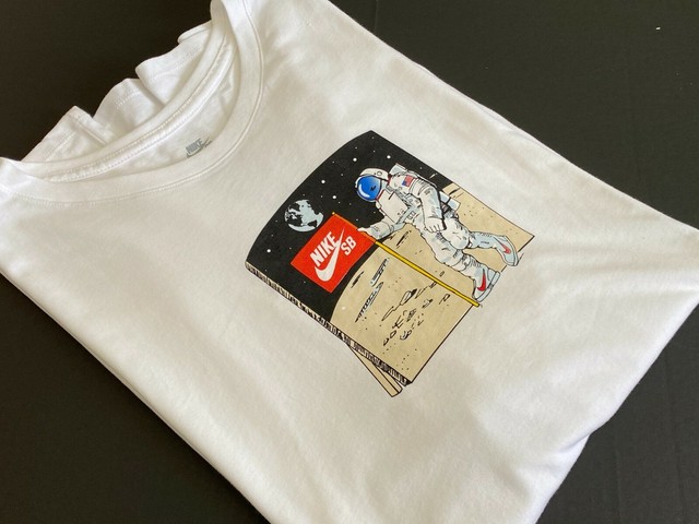 nike sb astronaut shirt